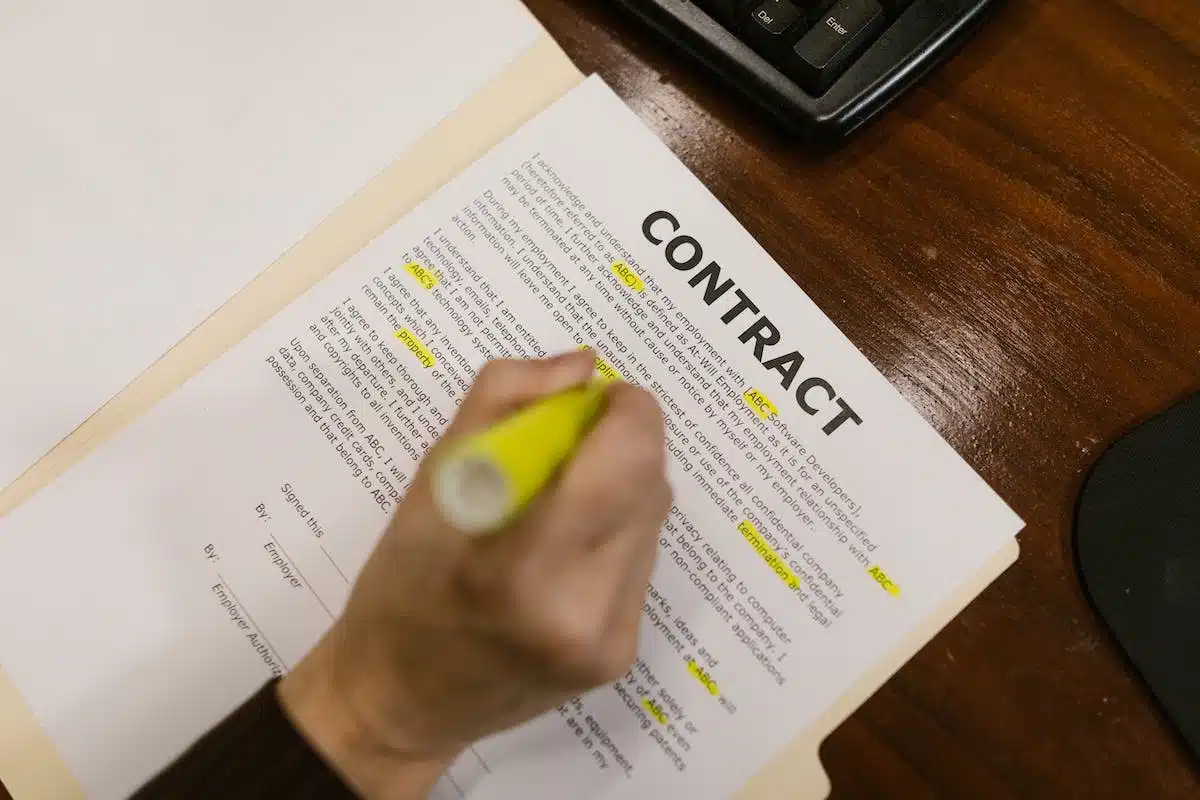 contrat  justice